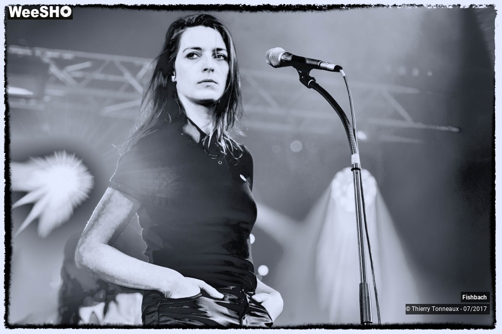 15/15 photos du spectacle Fishbach