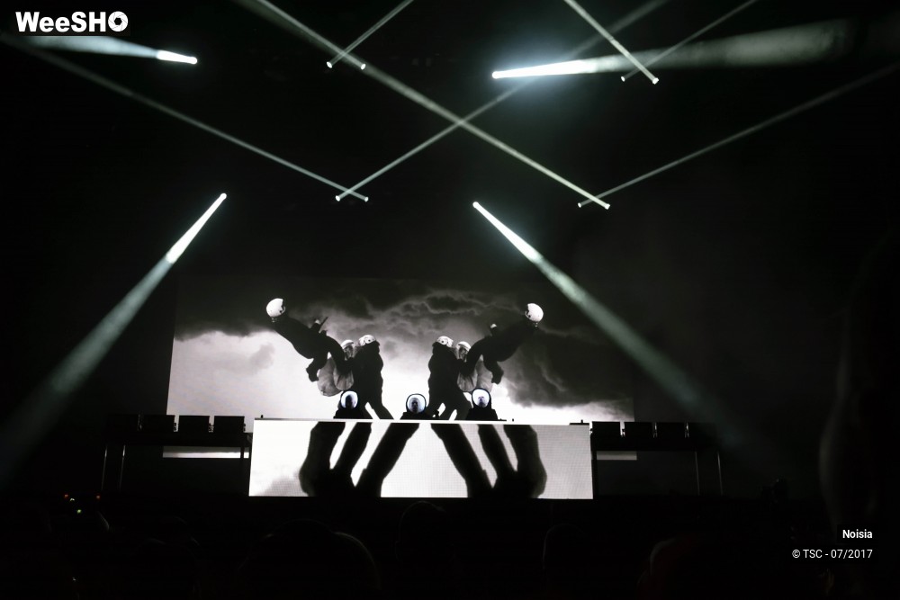 5/19 photos du spectacle Noisia - Outer Edges
