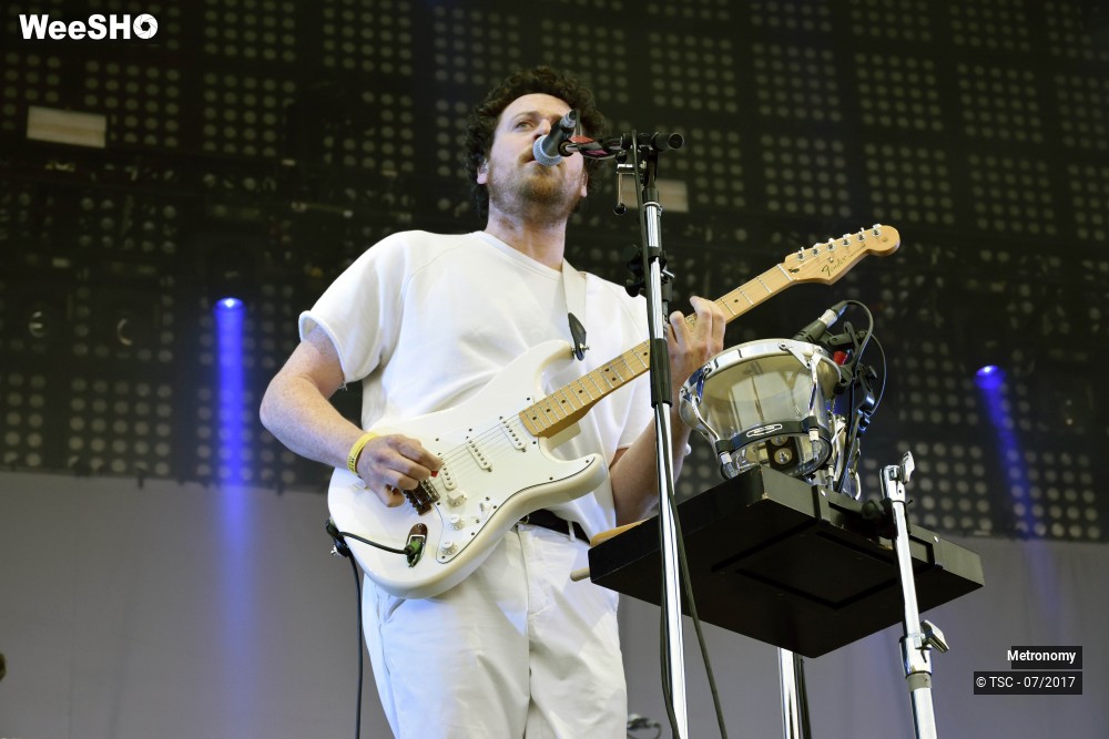 8/26 photos du spectacle Metronomy