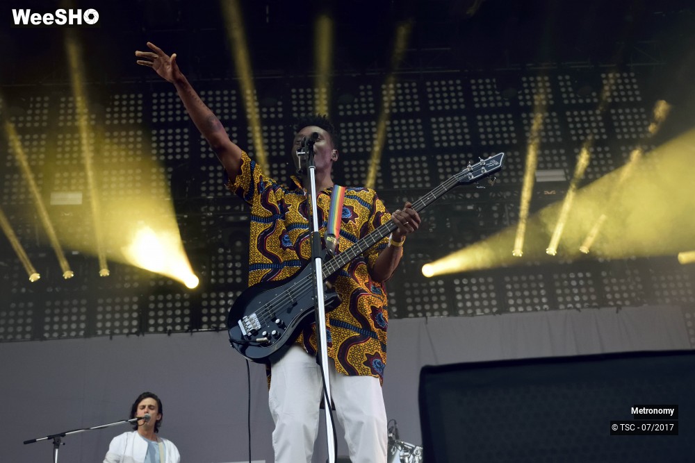 23/26 photos du spectacle Metronomy