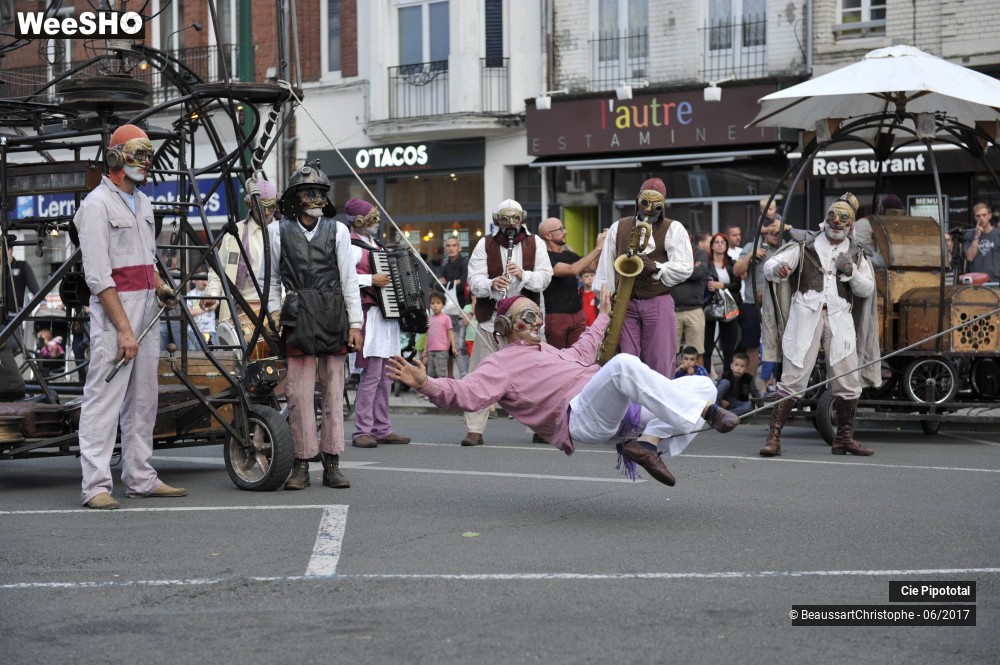 27/46 photos du spectacle Deambuloscopie