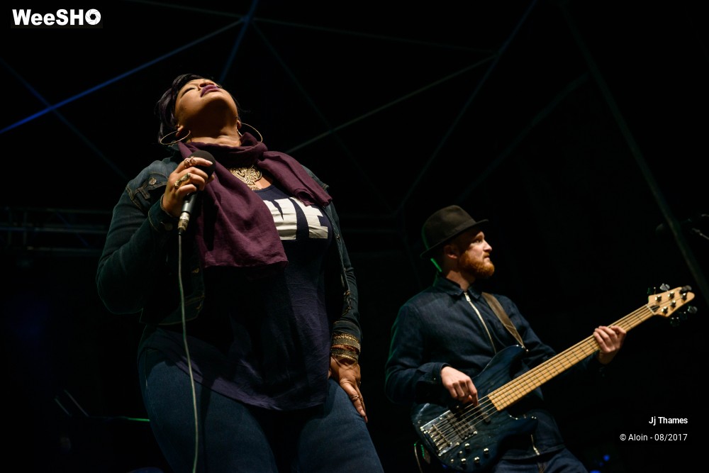 5/15 photos du spectacle Jj Thames