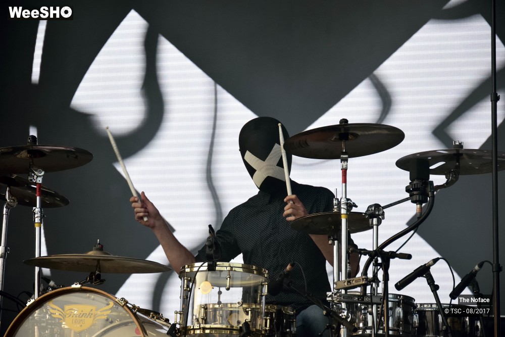 2/44 photos du spectacle The Noface