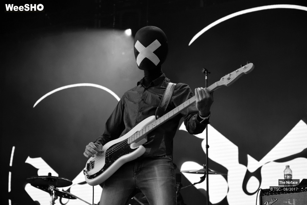 6/44 photos du spectacle The Noface