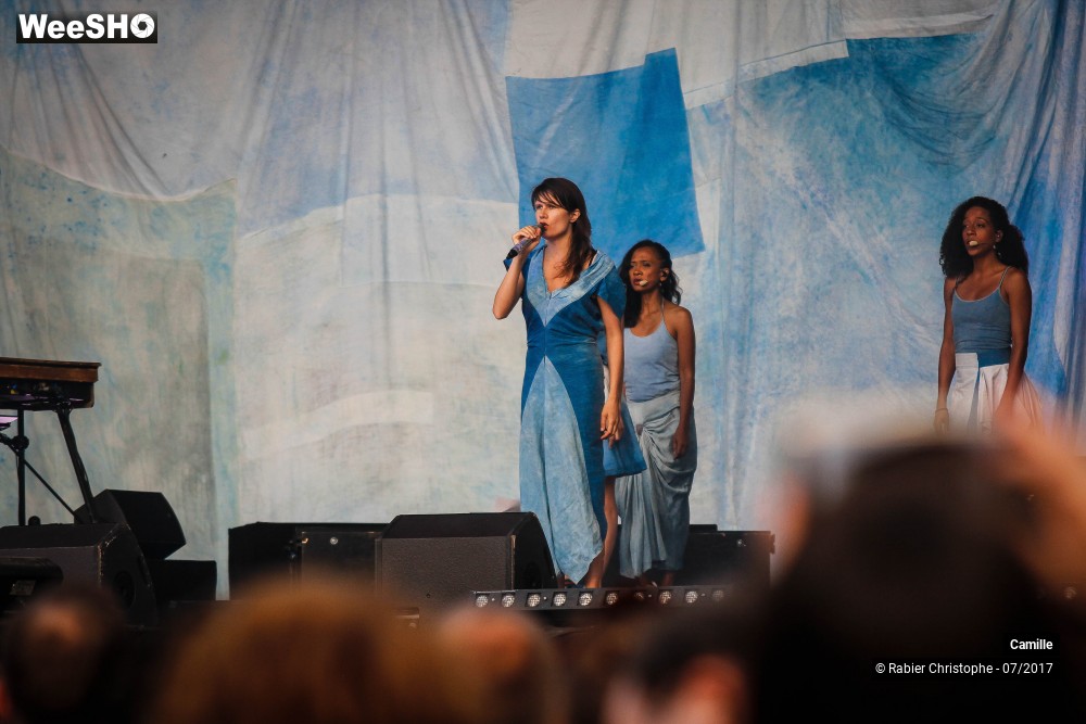 16/18 photos du spectacle Camille