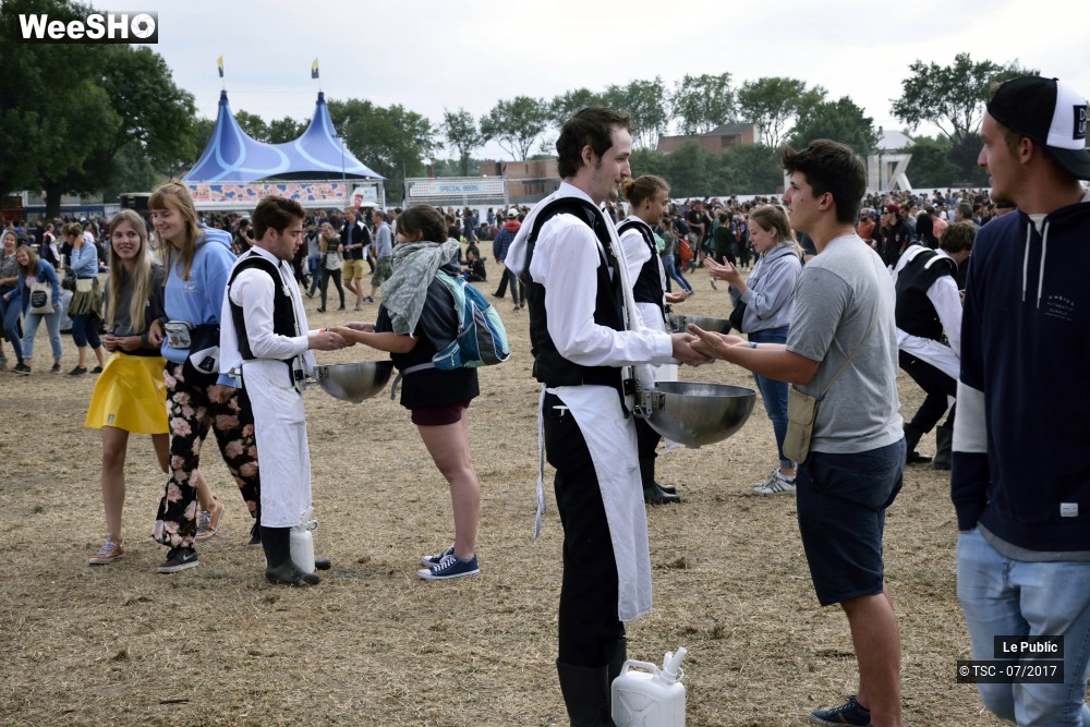 13/31 photos du spectacle Ambiance Dour Festival 2017 Jour 2