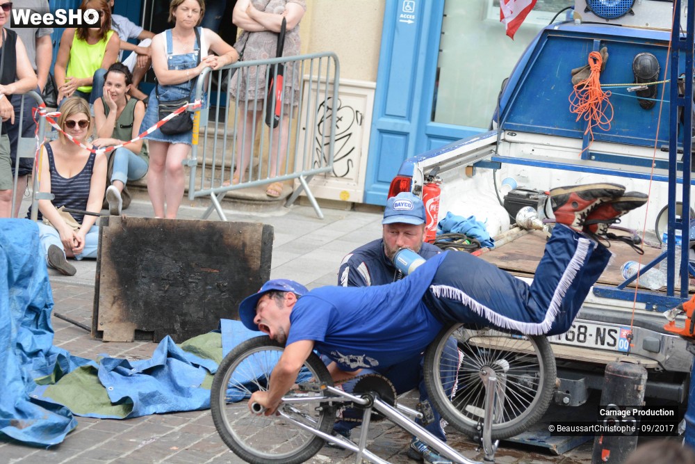 25/28 photos du spectacle Les Demi-Frères Grumaux