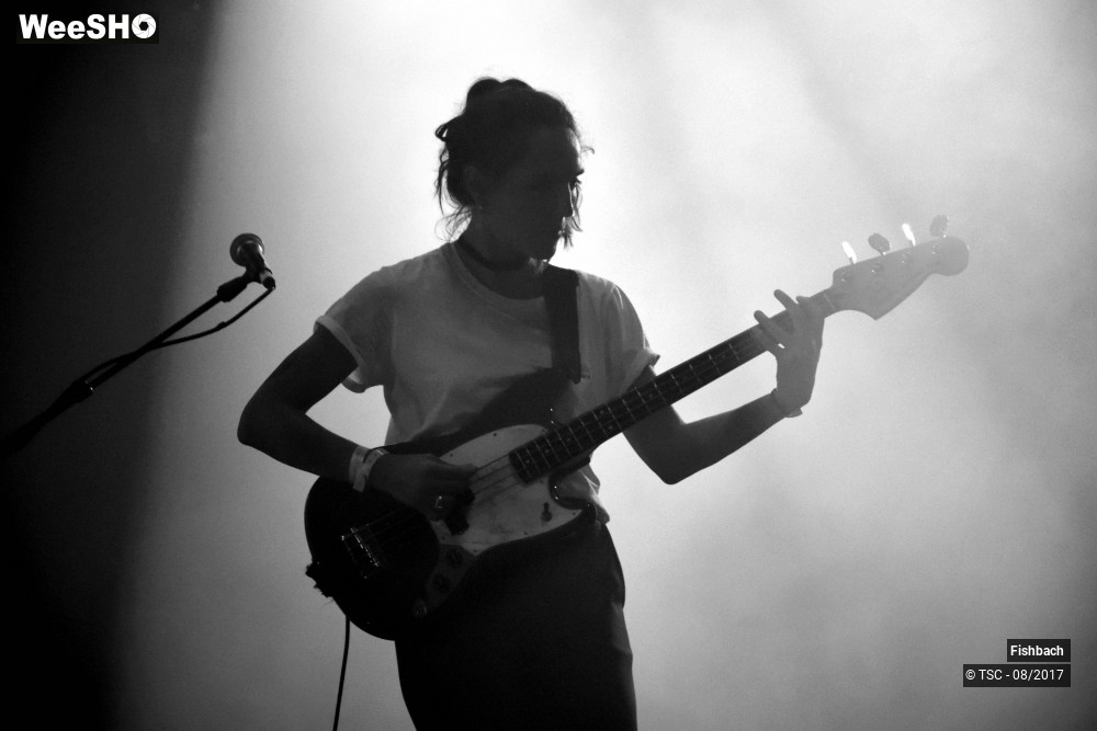 2/9 photos du spectacle Fishbach