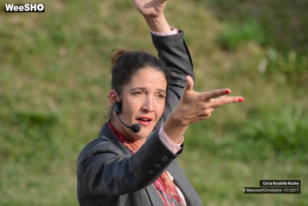 7/47 photos du spectacle Objectif l'Urne
