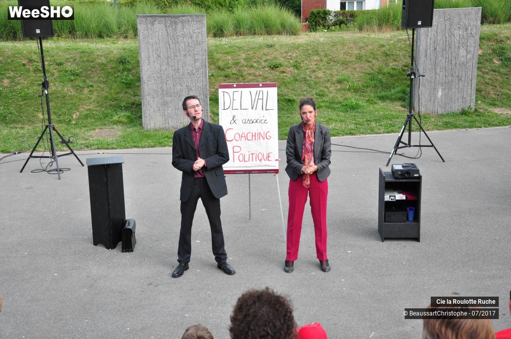 44/47 photos du spectacle Objectif l'Urne