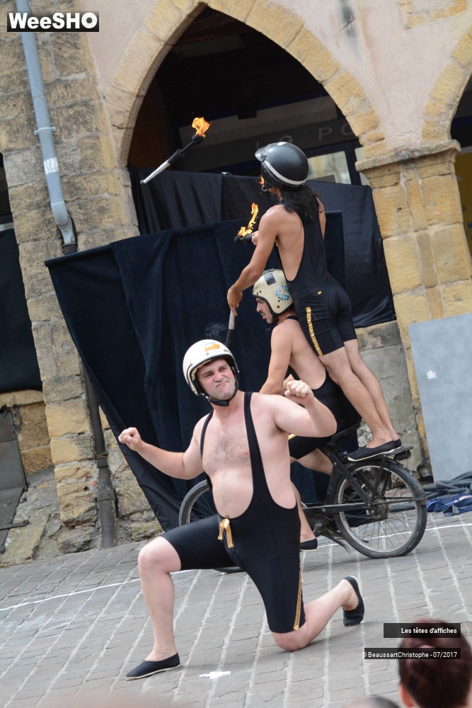 7/51 photos du spectacle Cirque S'Lex'N Sueur