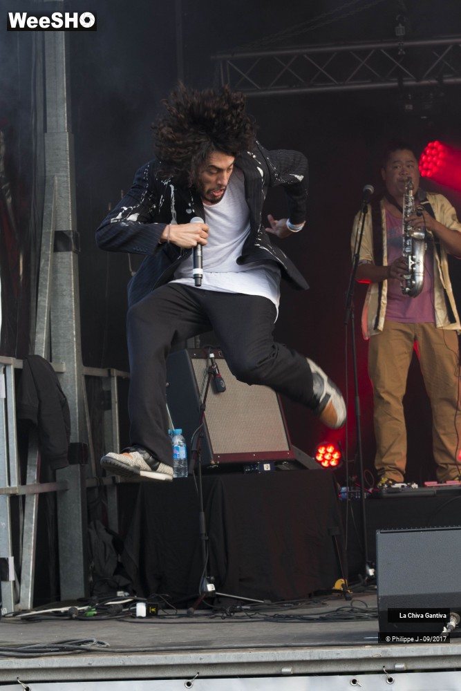 6/15 photos du spectacle La Chiva Gantiva