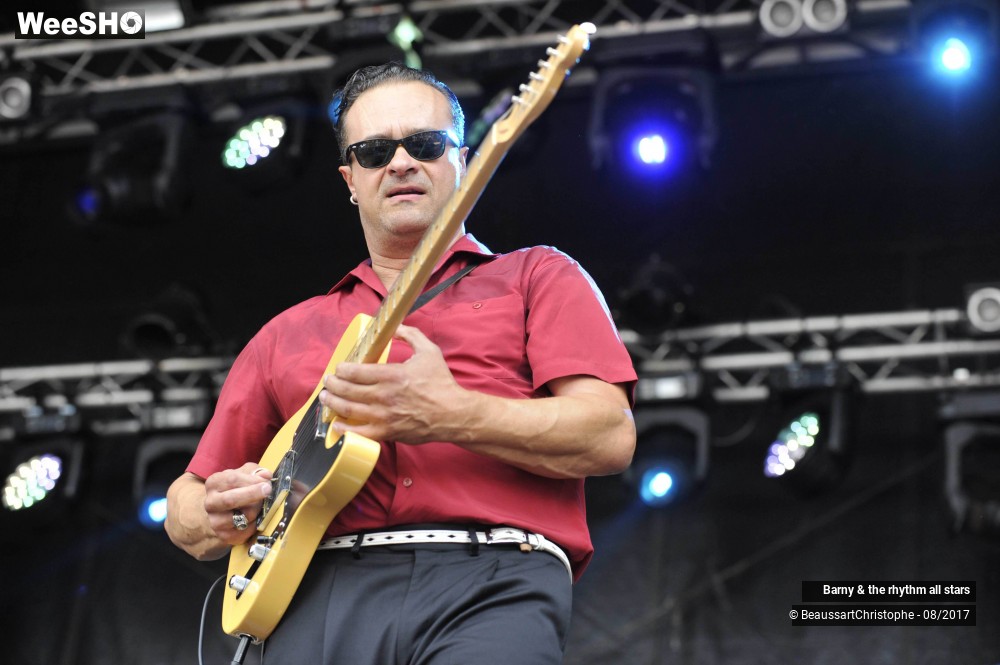 16/28 photos du spectacle Barny & the rhythm all stars