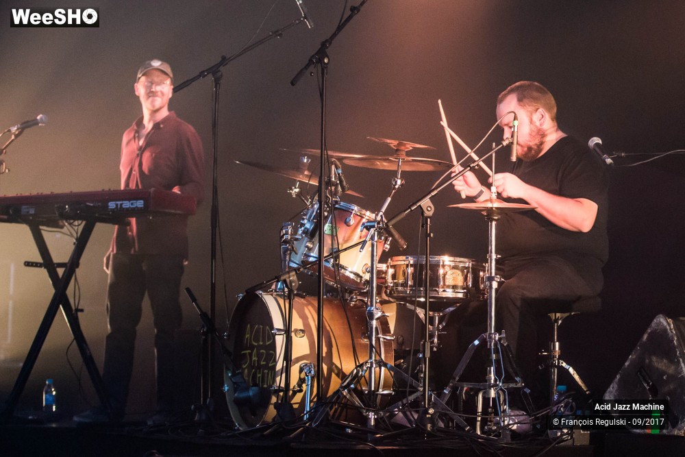 8/11 photos du spectacle Acid Jazz Machine
