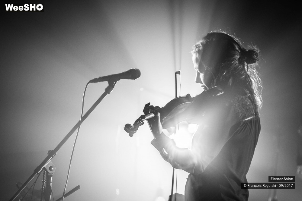 3/7 photos du spectacle Eleanor Shine