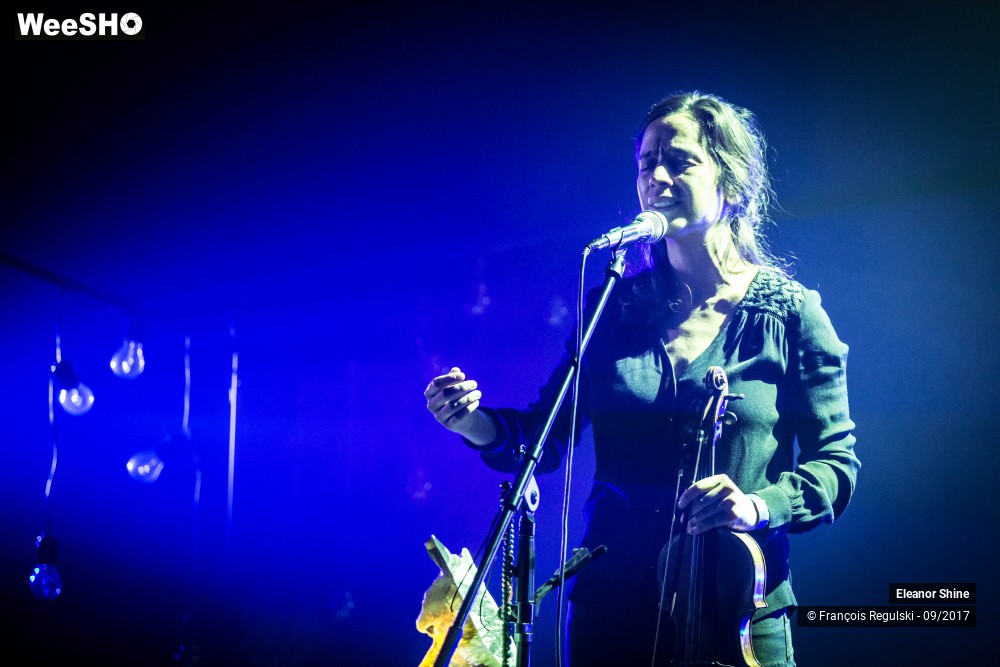 5/7 photos du spectacle Eleanor Shine