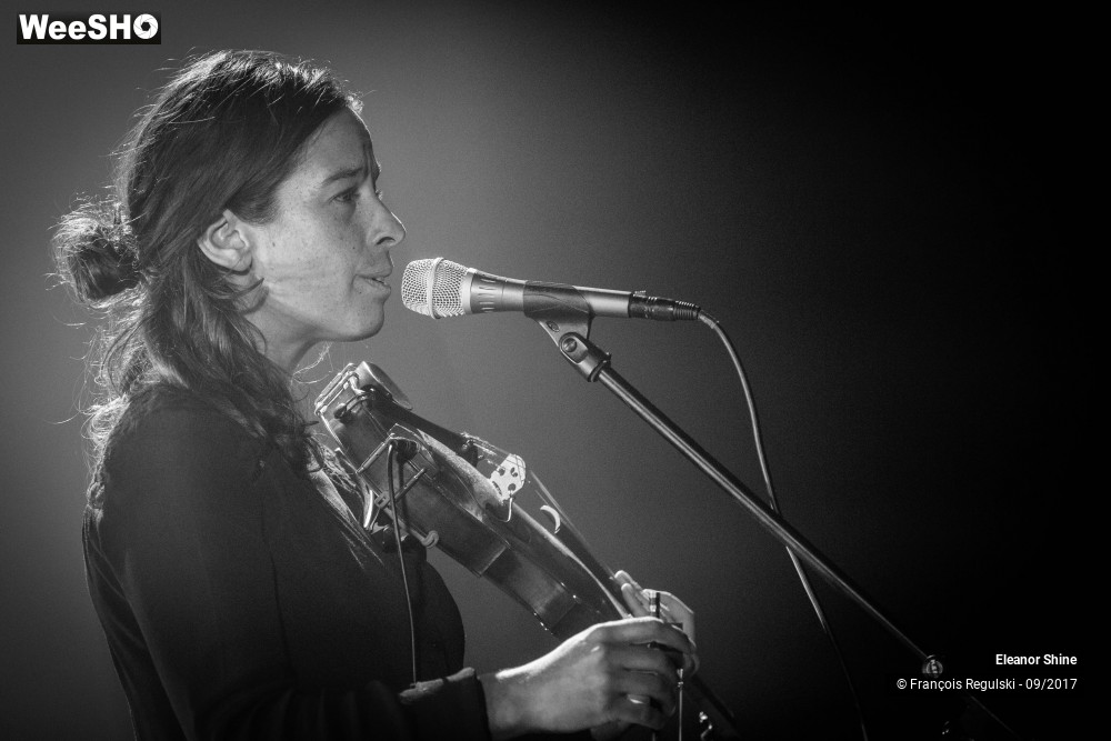 6/7 photos du spectacle Eleanor Shine