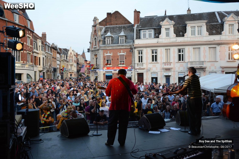 6/21 photos du spectacle Roy Dee and The Spitfires
