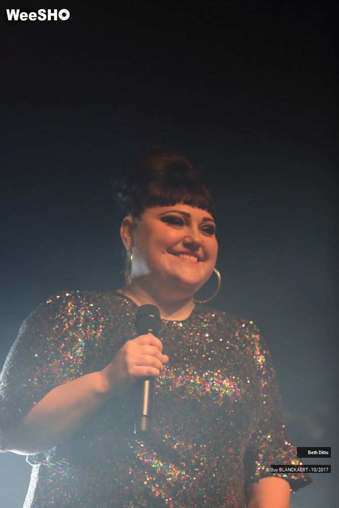 8/25 photos du spectacle Beth Ditto