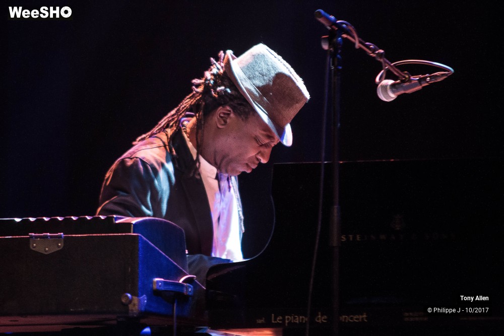 1/10 photos du spectacle Tony Allen