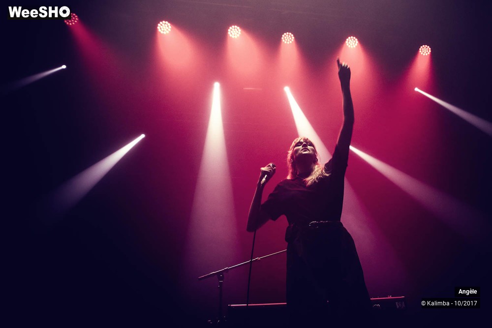 10/17 photos du spectacle Angèle