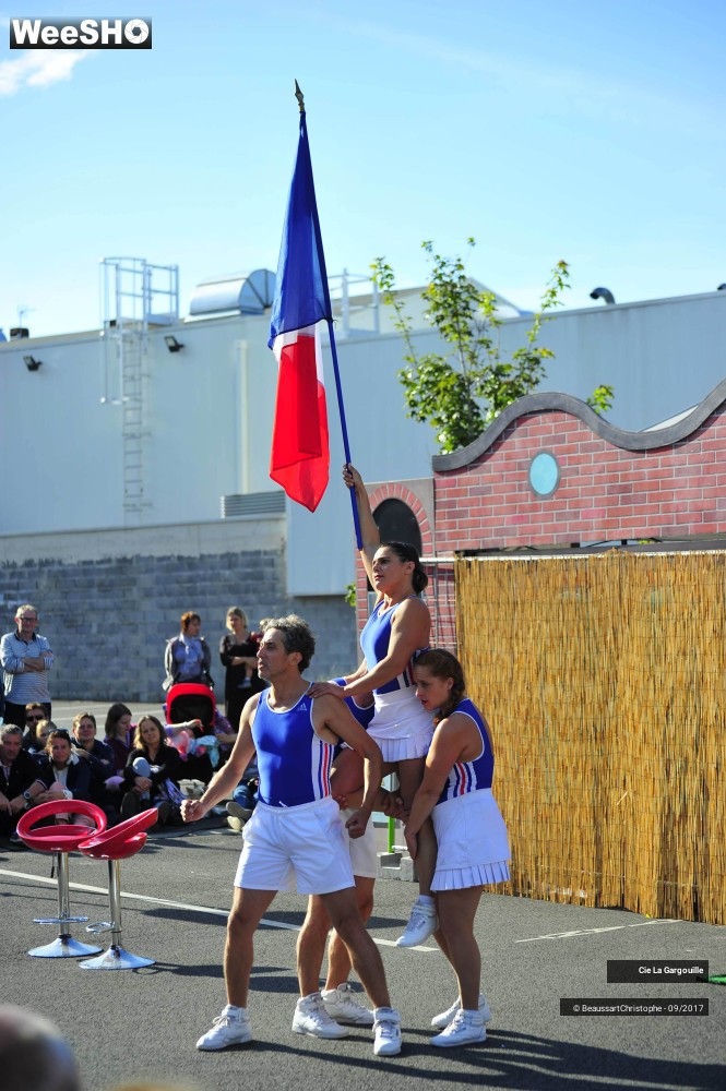 7/45 photos du spectacle L'Histoire de France en 1 heure