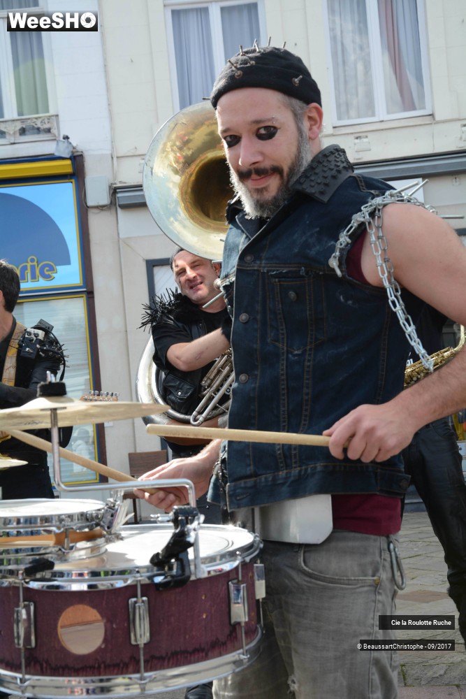 17/28 photos du spectacle Mortal Combo