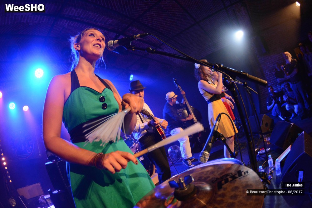 35/51 photos du spectacle The Jallies