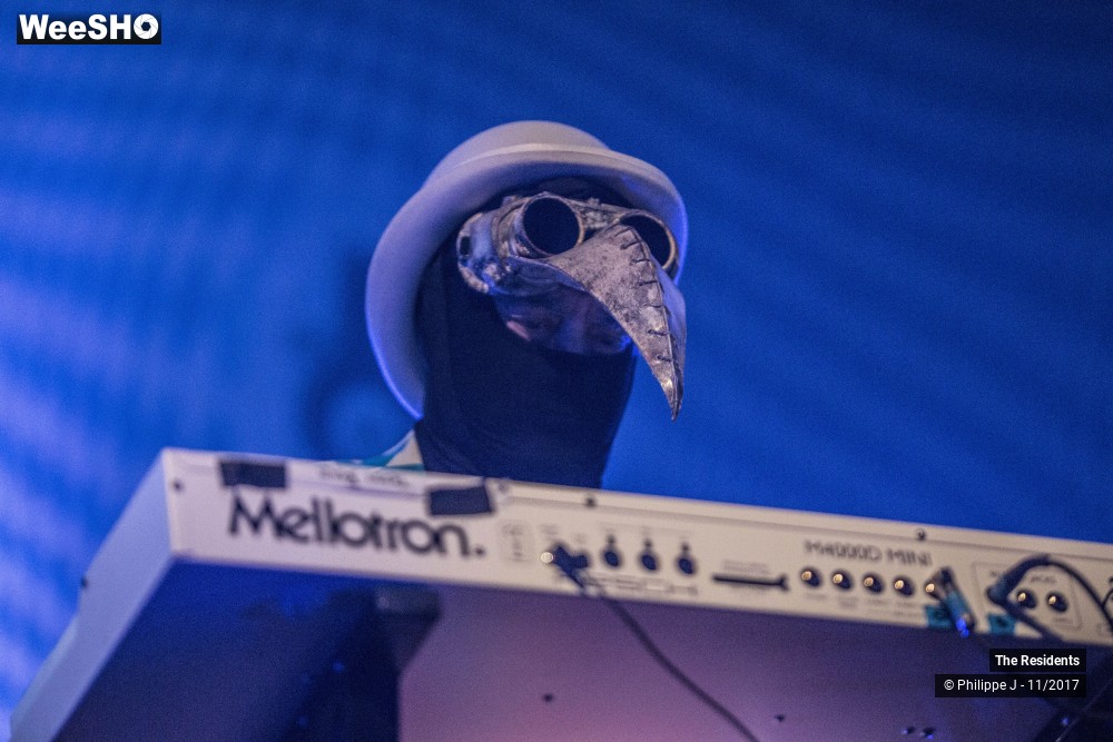 13/13 photos du spectacle The Residents