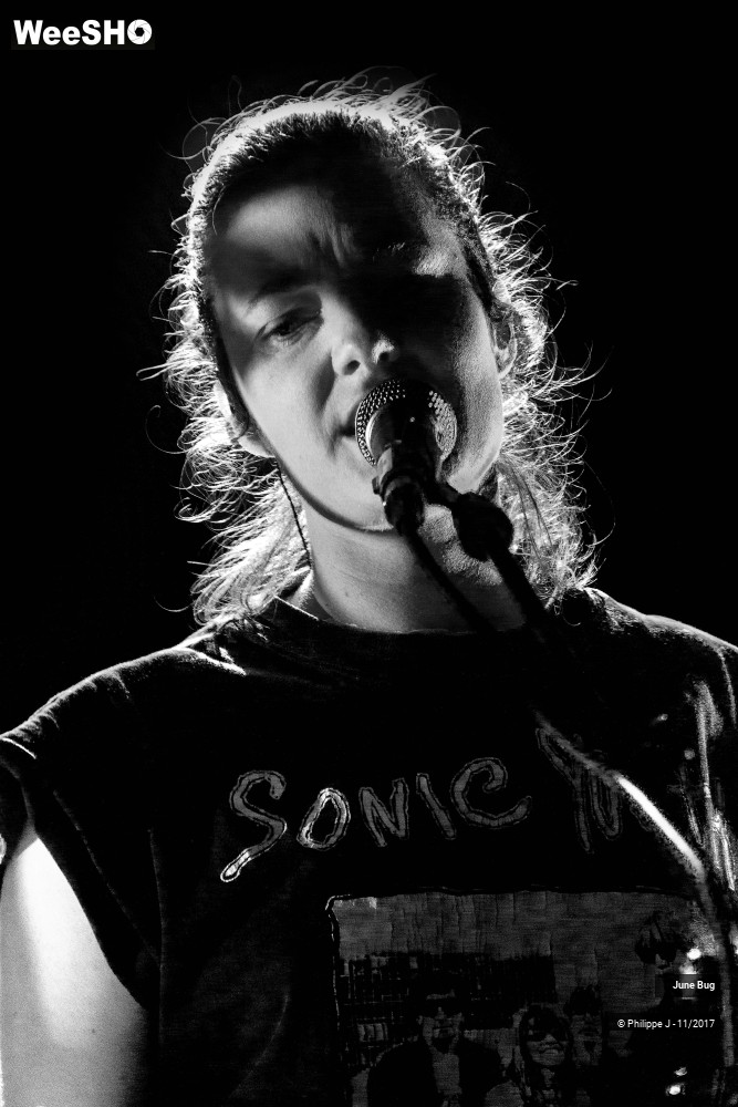 3/10 photos du spectacle June Bug