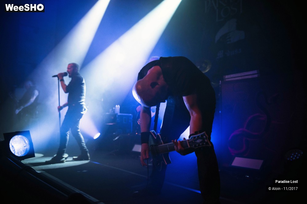 4/10 photos du spectacle Paradise lost