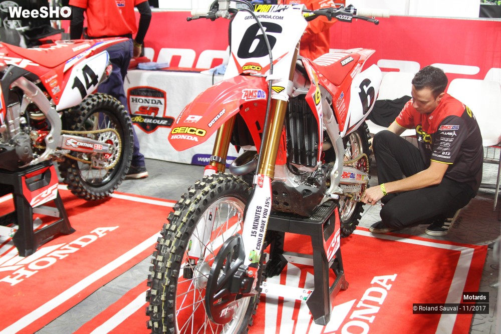 35/42 photos du spectacle Les Hommes et les machines du Supercross