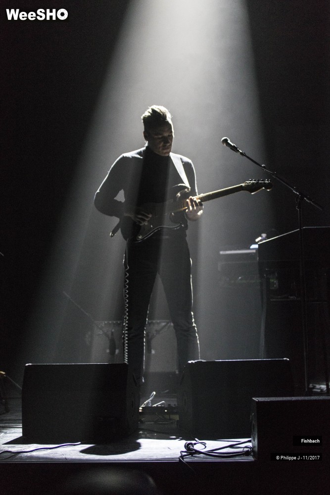 16/20 photos du spectacle Fishbach