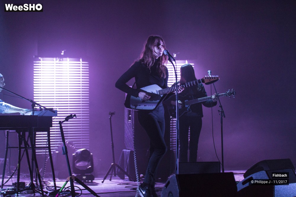 18/20 photos du spectacle Fishbach