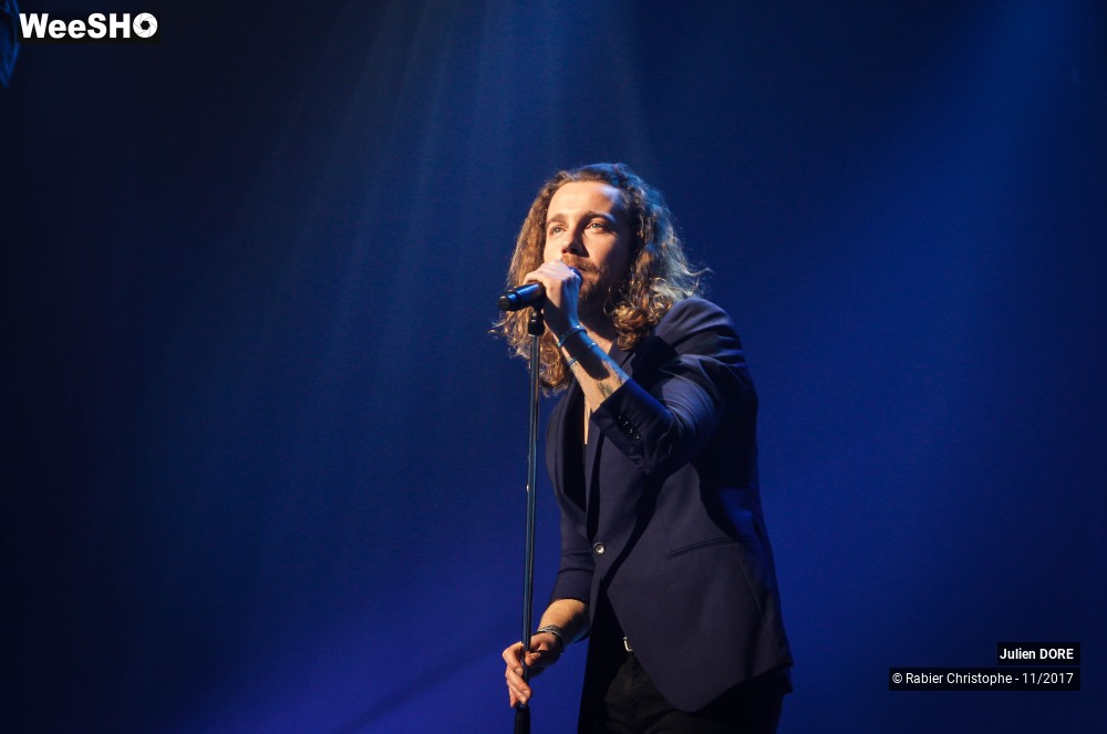 2/7 photos du spectacle Julien Doré
