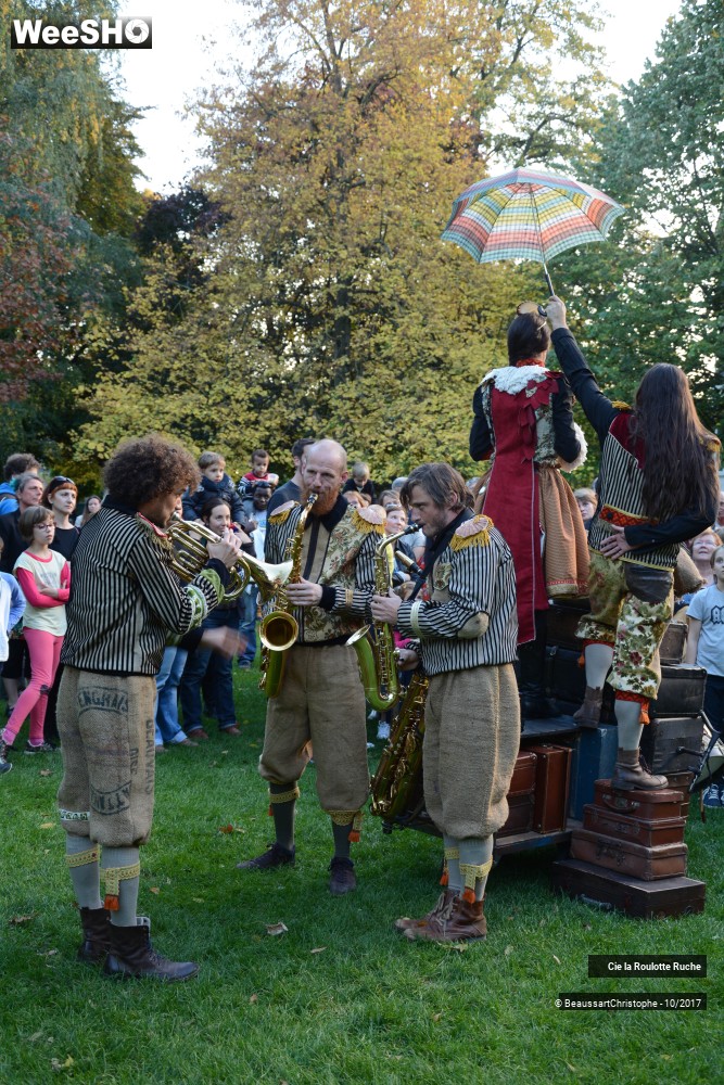 2/51 photos du spectacle L'Ambassade