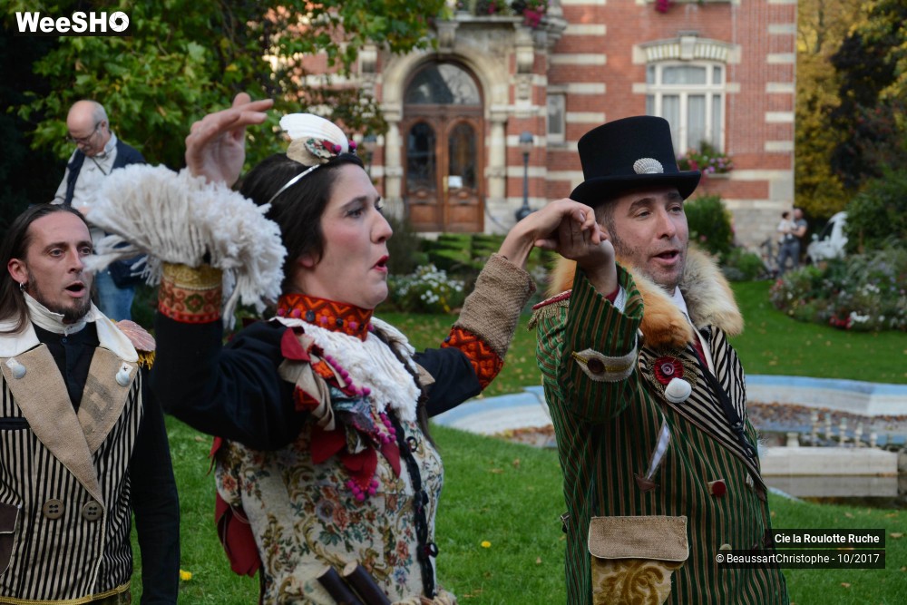 44/51 photos du spectacle L'Ambassade