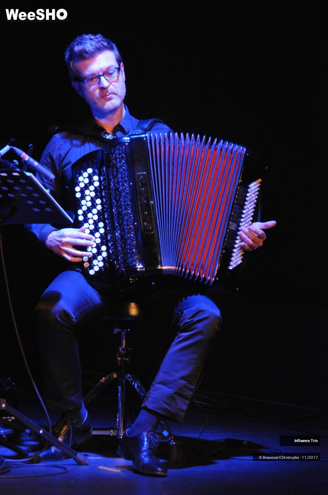 6/29 photos du spectacle Influence Trio