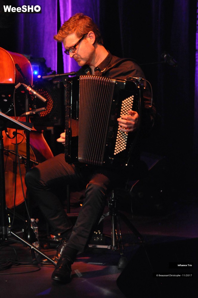 7/29 photos du spectacle Influence Trio