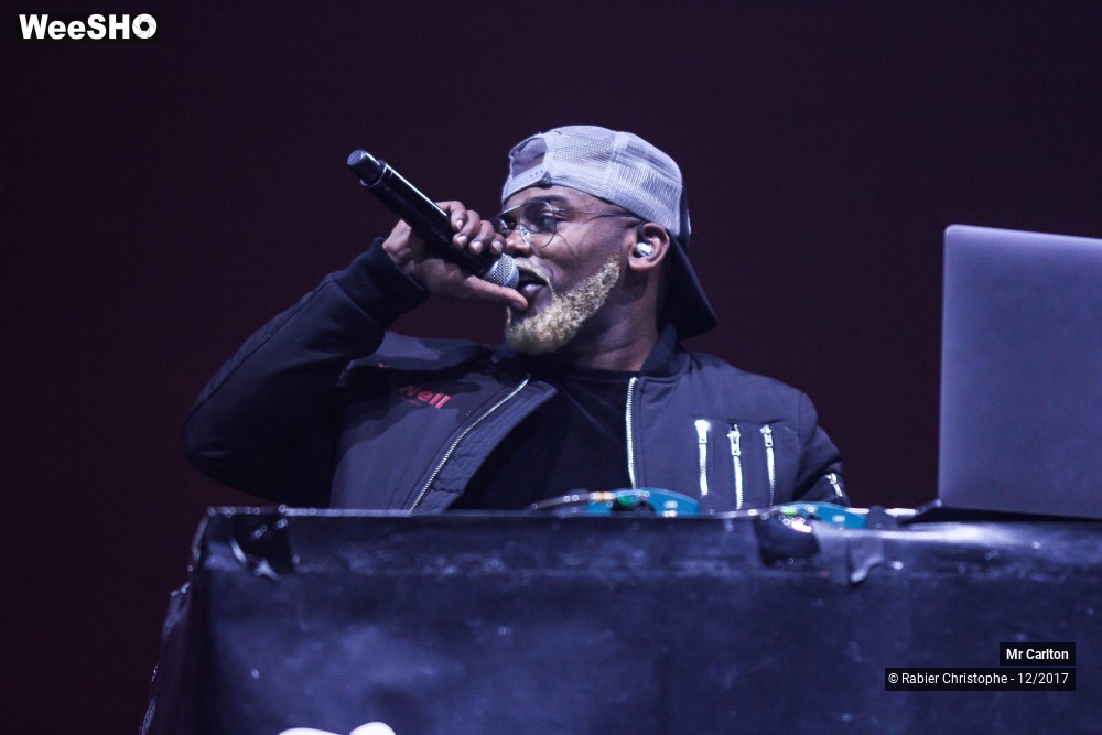 7/20 photos du spectacle Mr Carlton