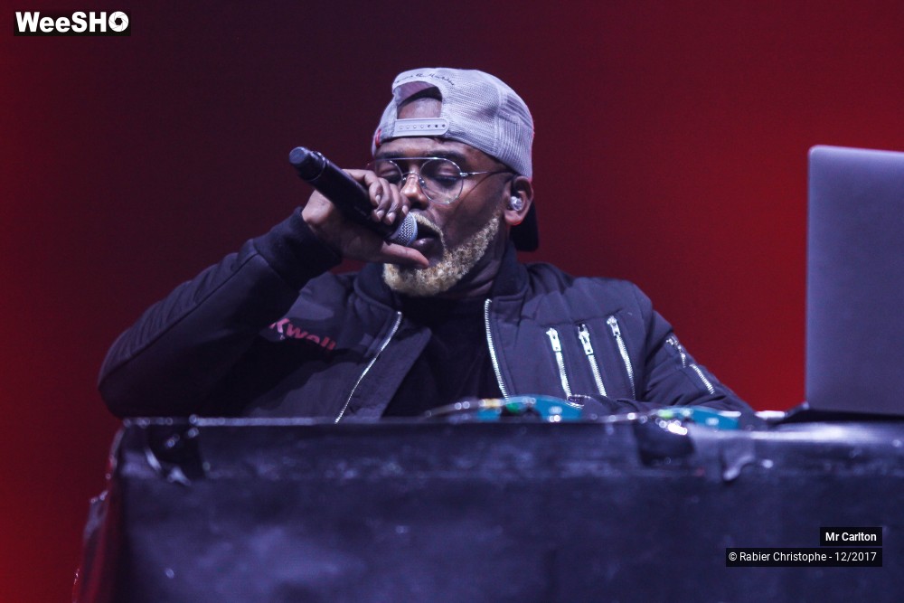 17/20 photos du spectacle Mr Carlton