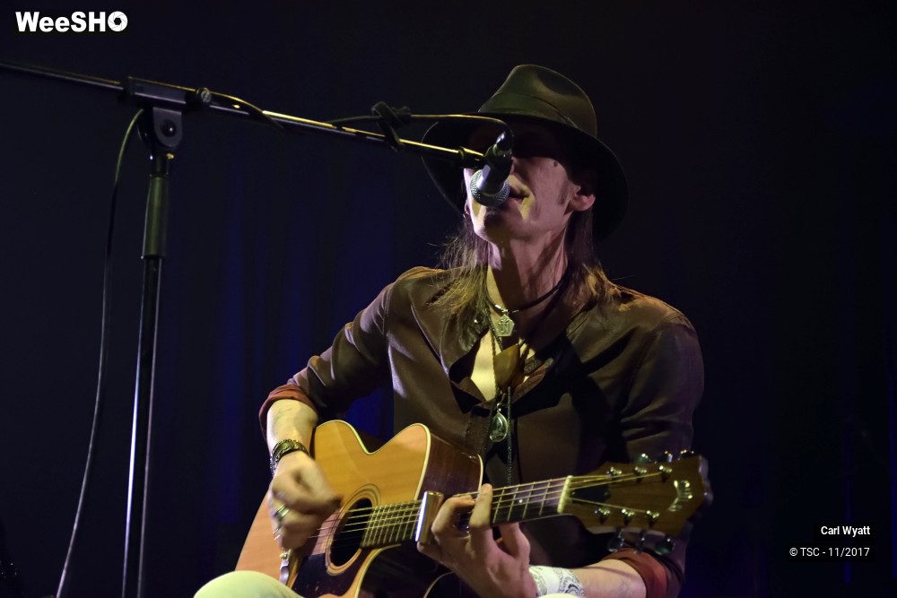 3/8 photos du spectacle Carl Wyatt Solo
