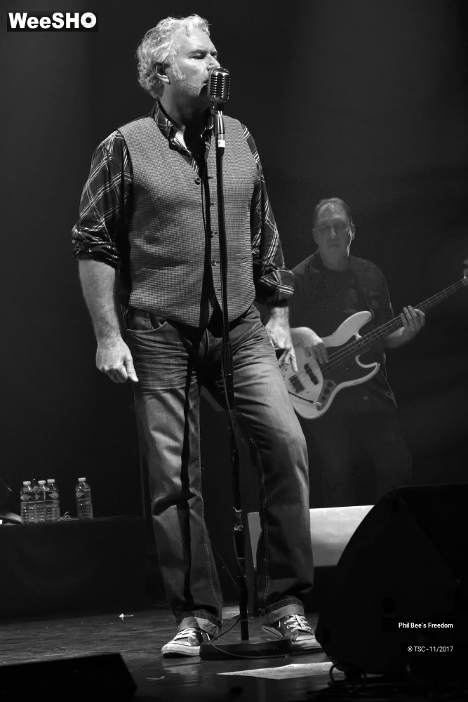 1/27 photos du spectacle Phil Bee?s Freedom