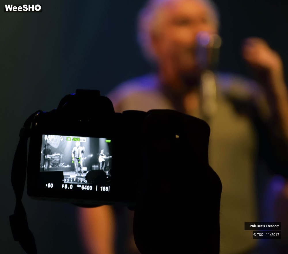 10/27 photos du spectacle Phil Bee?s Freedom
