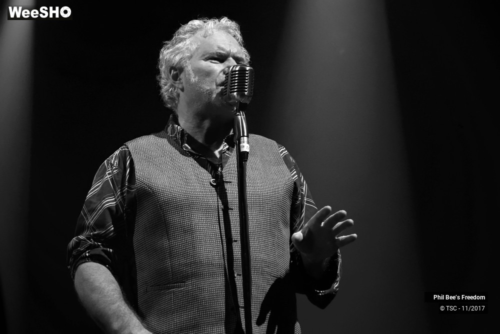 18/27 photos du spectacle Phil Bee?s Freedom
