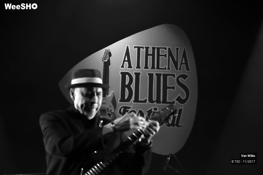 8/12 photos du spectacle Van Wilks Band