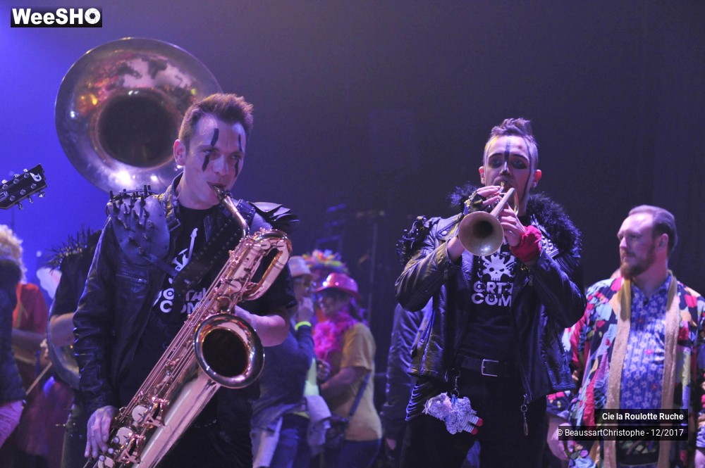 40/40 photos du spectacle Mortal Combo
