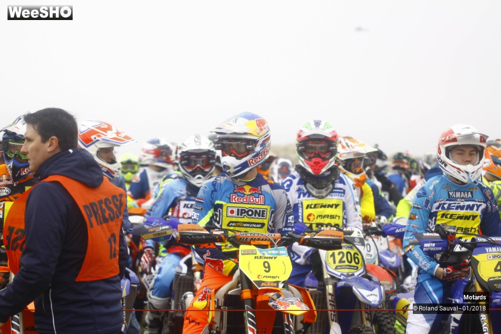 20/48 photos du spectacle Enduropale 2018 Le départ