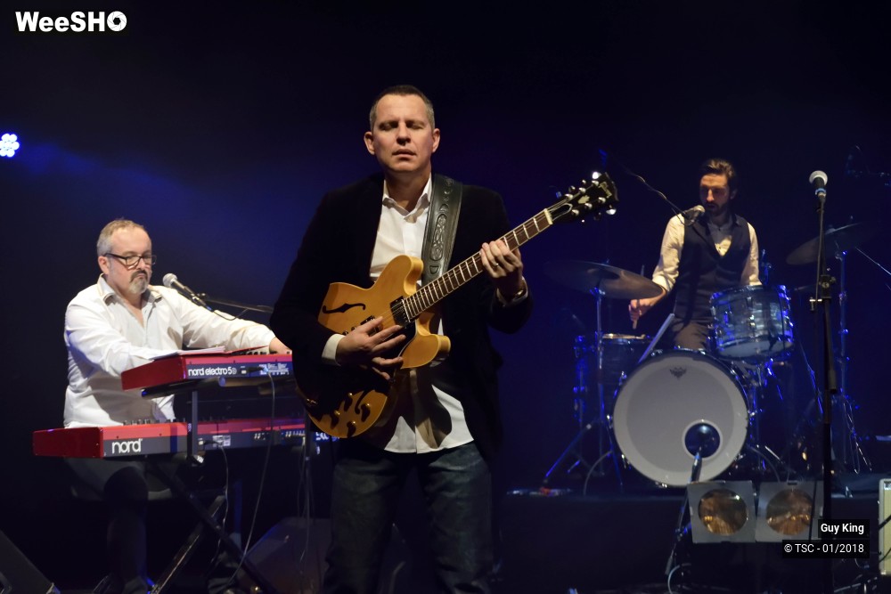 8/26 photos du spectacle Guy King