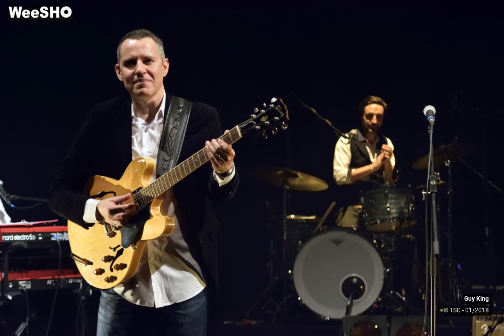 16/26 photos du spectacle Guy King
